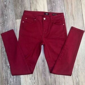 Women's Kensie Knockout Skinny Jeans Size 6 Burgundy Red NWT/Excellent